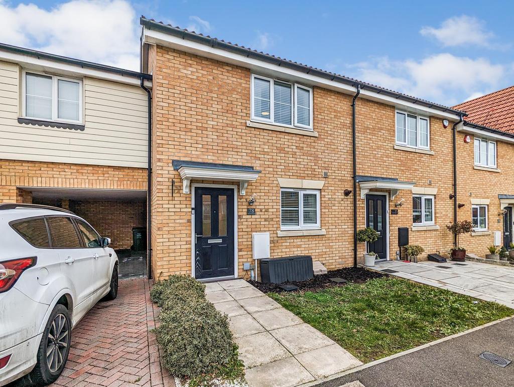 Warwick Crescent, Basildon 2 bed terraced house £350,000