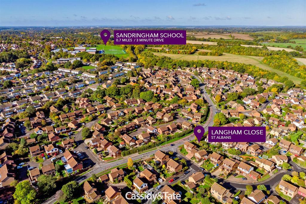 1 Langham Close 038 copy.jpg