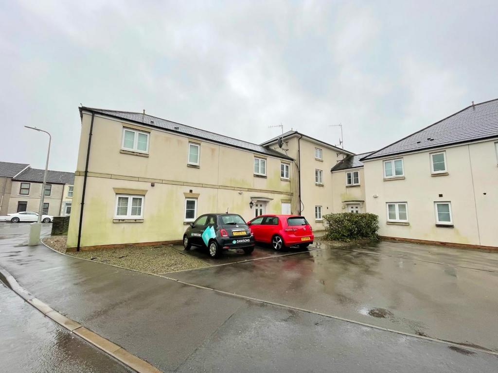 Bryntirion, Llanelli 2 bed flat for sale £89,000