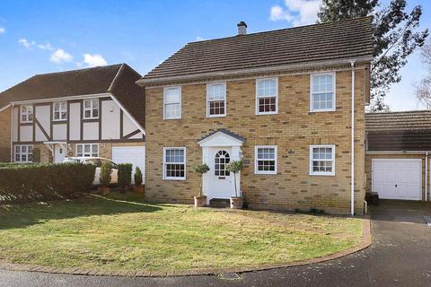 4 bedroom house for sale, Claridge Court, Hempstead, Gillingham