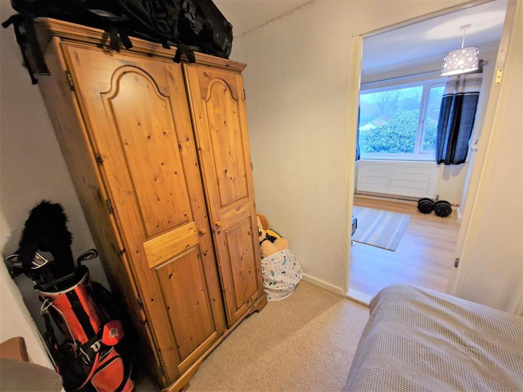 19 thicket drive, maltby 1.jpg