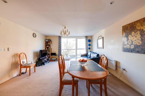 23 Paxton Drive, Bristol, BS3 2BE