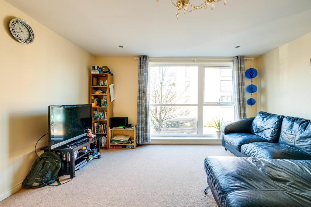 23 Paxton Drive, Bedminster3.jpg