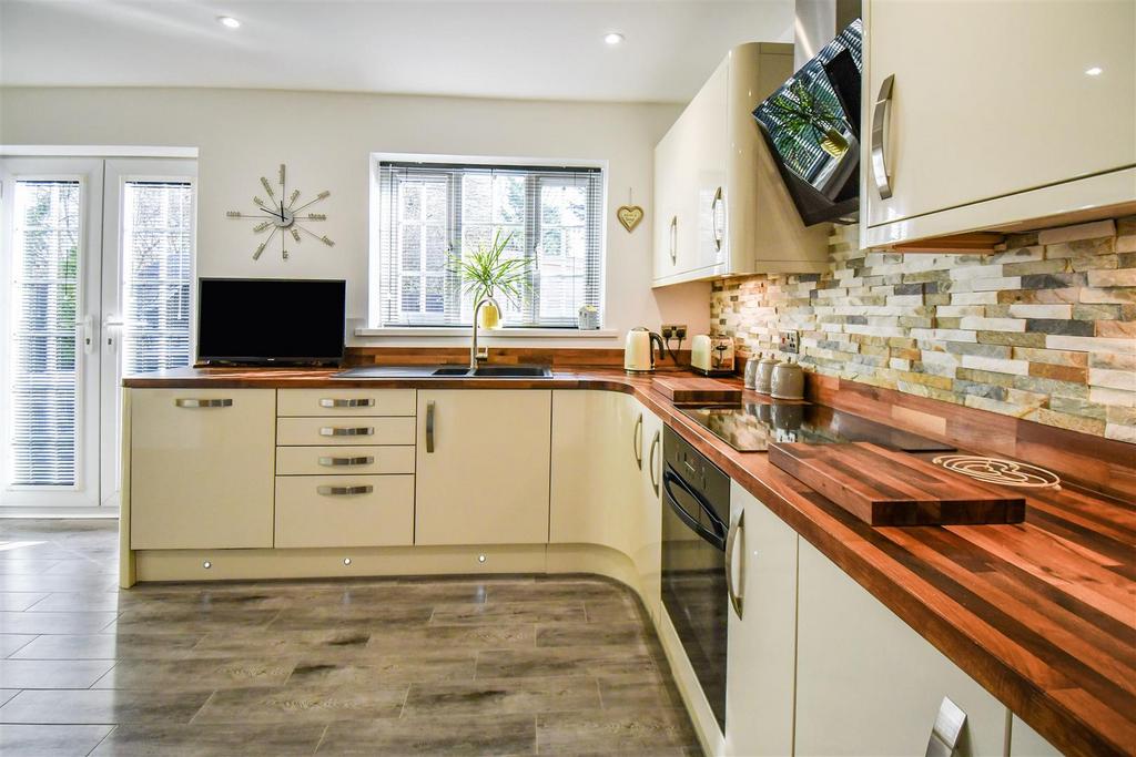 Kitchen/Dining/Living