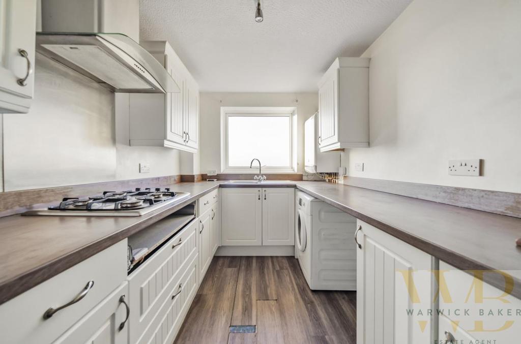 Harbour Way, ShorehamBySea 2 bed apartment £285,000