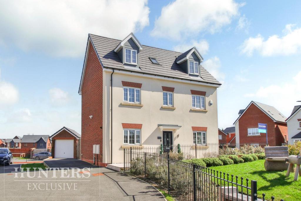 6 Blencathra Close (15).jpg