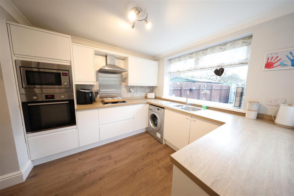Dundee Street, Hull 3 bed terraced house £145,000
