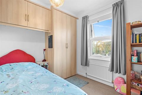 21 Pitchers Hill, Wickhamford, Evesham, WR11 7RT