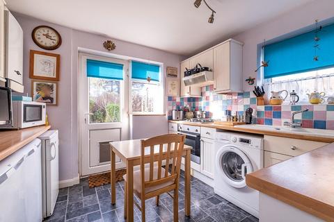 21 Carnforth Close, Epsom, KT19 9HQ