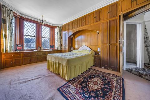 89 Bargery Road, London, SE6 2LP