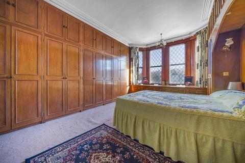 89 Bargery Road, London, SE6 2LP