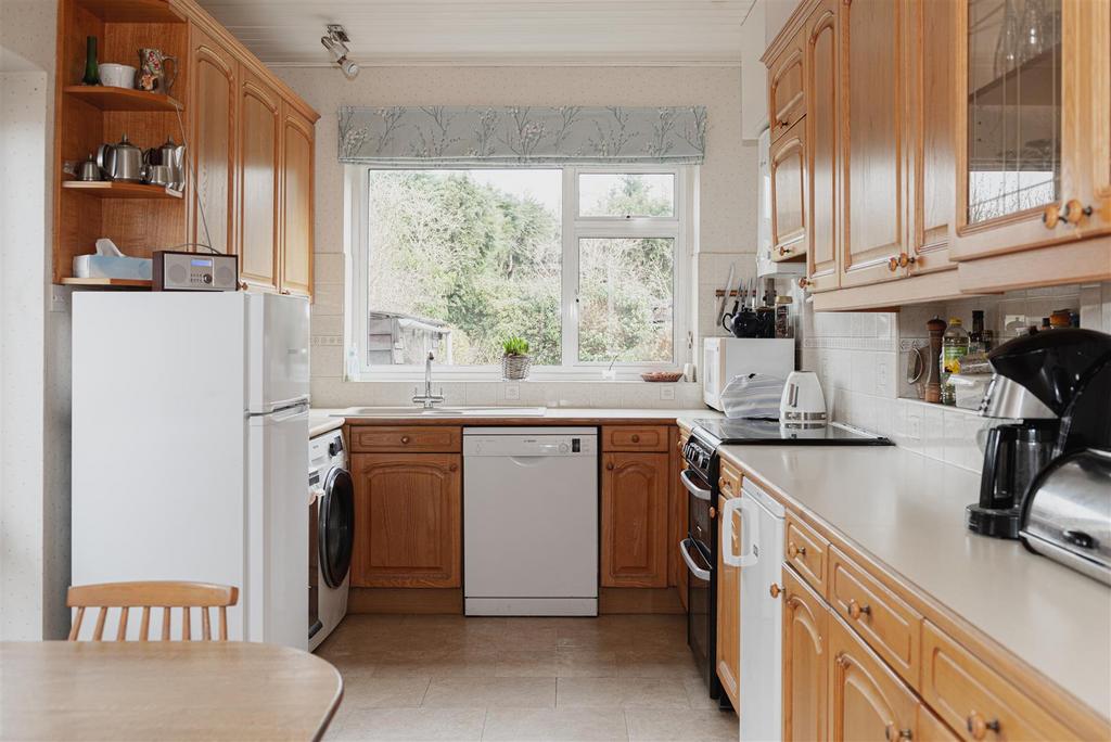Redstone Park, Redhill 4 bed house for sale £725,000