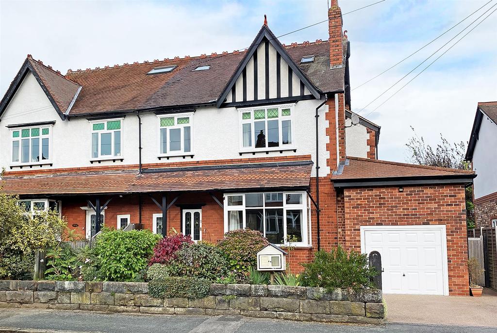 Gilbert Road, Hale 6 bed semidetached house for sale £1,250,000