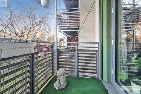 2 bedroom flat for sale - Elder Road, London