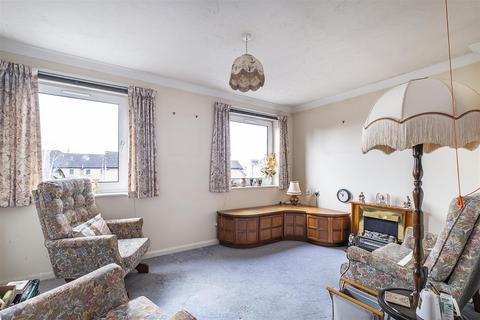 2 bedroom retirement property for sale, The Grove, Epsom
