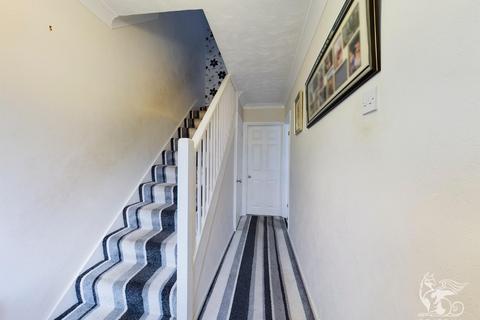117b South Road, South Ockendon, RM15 6NP