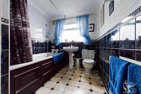 117b South Road, South Ockendon, RM15 6NP