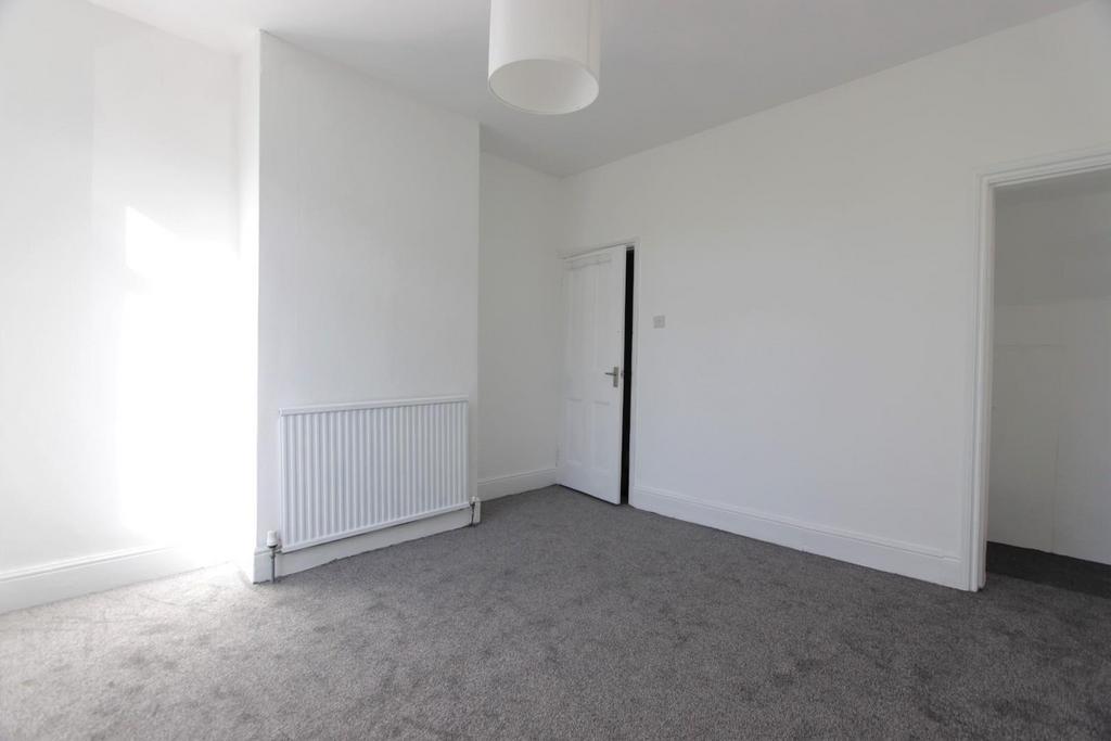 4. Bedroom (2).jpg