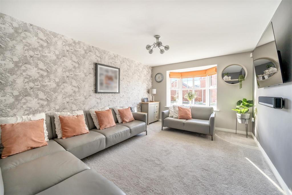 Ackers Fold, Leigh 4 bed detached house £335,000