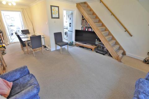 3 bedroom end of terrace house for sale - Wear Road, Bicester