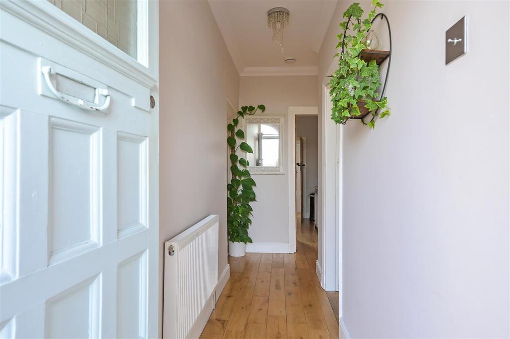 Tangier Road, Portsmouth 1 bed flat £210,000