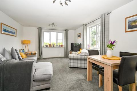 48 Cairn Avenue, Guiseley, Leeds, LS20 8QQ