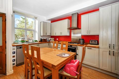 121 Carrbottom Road, Greengates, Bradford, BD10 0BD