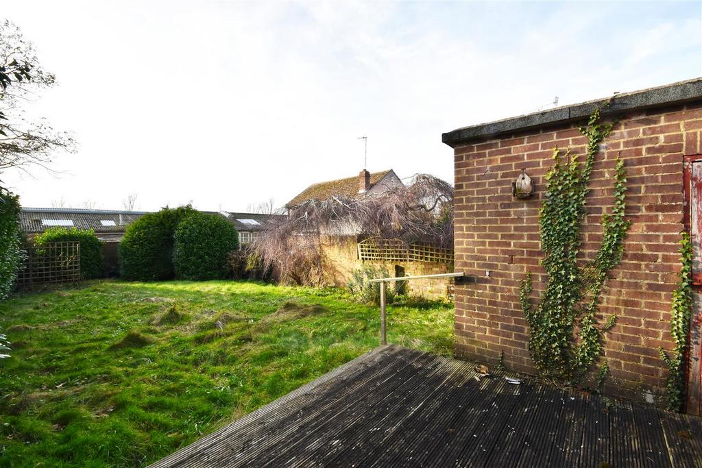 Winchelsea Road, Rye 3 bed semidetached house for sale £300,000