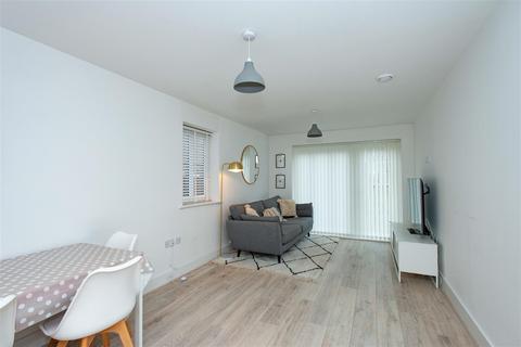 2 bedroom apartment for sale - Pembroke House, Acorn Way, Orpington