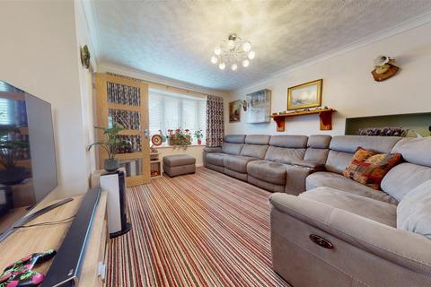 15 Croft Road, Portland, DT5 2HQ