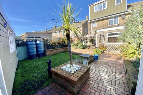 15 Croft Road, Portland, DT5 2HQ