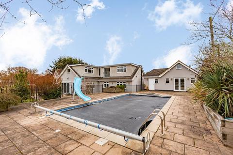 6 bedroom house for sale - Kirkham Road, Horndon-On-The-Hill, Stanford-Le-Hope