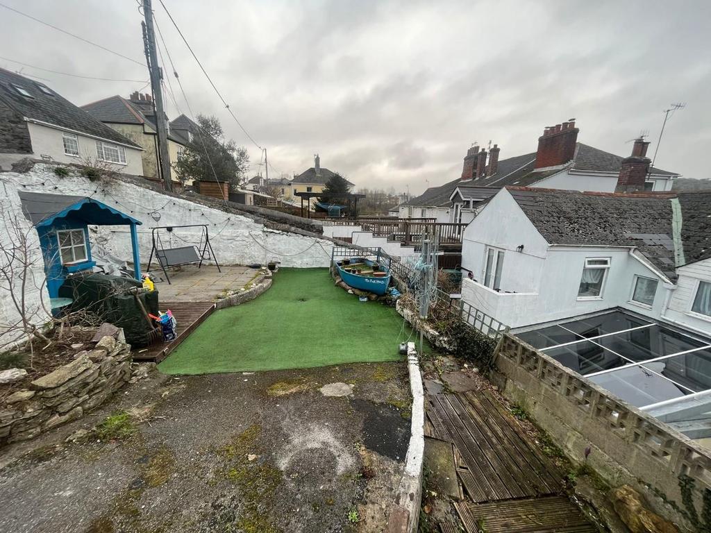 New Street, Millbrook, Torpoint 4 bed terraced house £1,000 pcm (£231 pw)