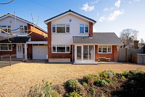 38 Hollyfield Road, Sutton Coldfield, B75 7SG