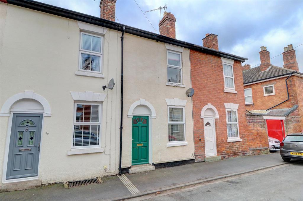 Lansdowne Street, Worcester 2 bed terraced house £165,000