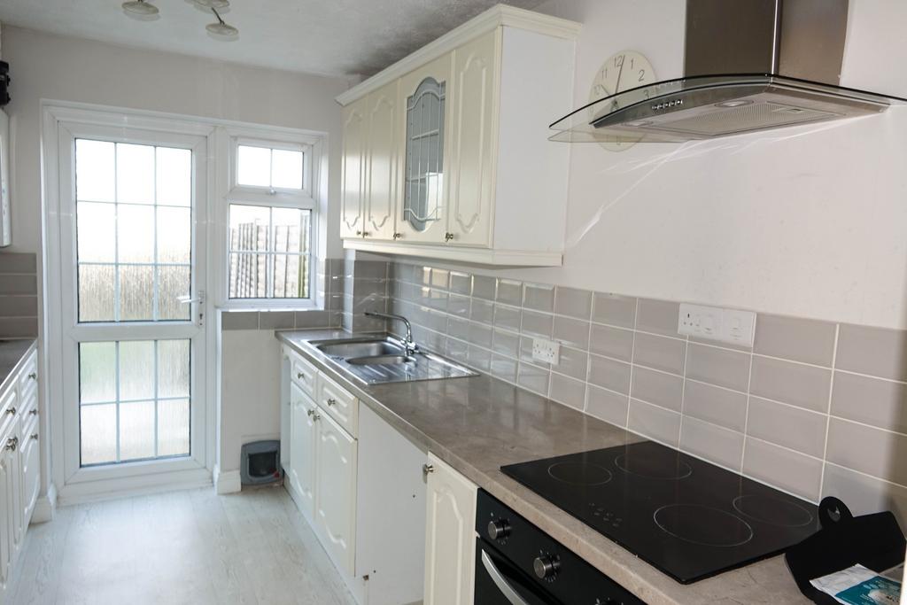 The Hartings, Flansham Park 2 bed end of terrace house for sale £279,950