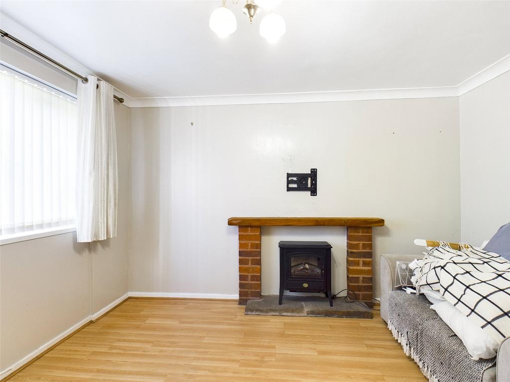 York Road, Cinderford, Gloucestershire, GL14 2 bed terraced house £