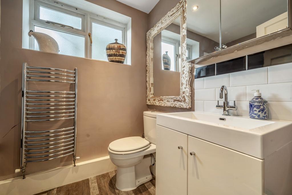 Ensuite