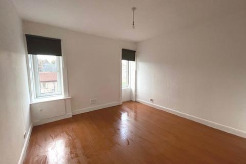 2 bedroom flat to rent, 69 Broomlands Street, Paisley