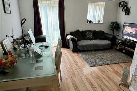 3 bedroom semi-detached house for sale - Ainsbrook Avenue, Manchester
