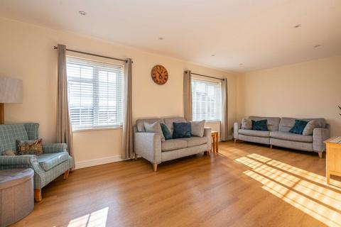 10 Lindlings, Hemel Hempstead, HP1 2HB