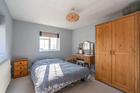 10 Lindlings, Hemel Hempstead, HP1 2HB