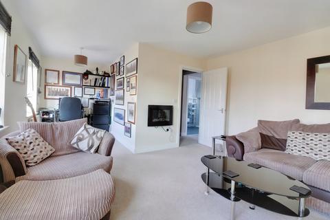 10 Harefield, Grange Park, Northampton, NN4 5DQ