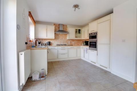 10 Harefield, Grange Park, Northampton, NN4 5DQ