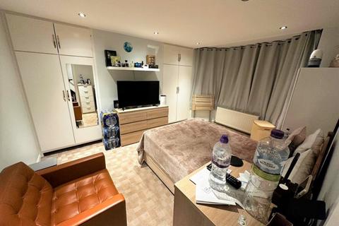 1 bedroom flat for sale, Frognal Avenue, Harrow, Middlesex, HA1 2SF