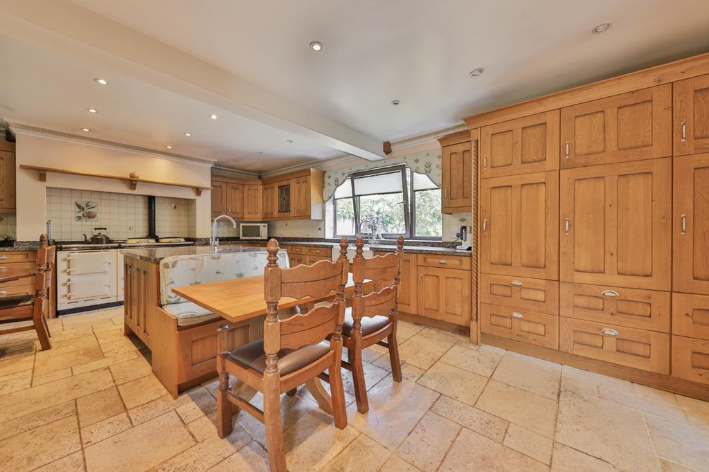 Elgendon, Dale Road, Elloughton... 4 bed detached house - £1,200,000