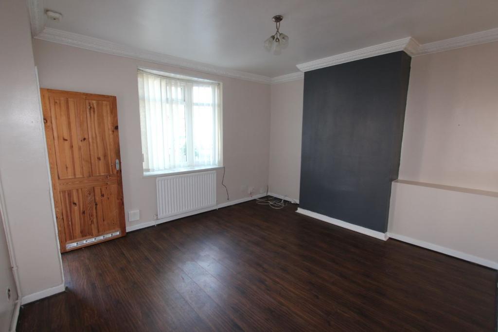 Heaton Terrace, North Shields. NE29 7HG 2 bed terraced house £575 pcm