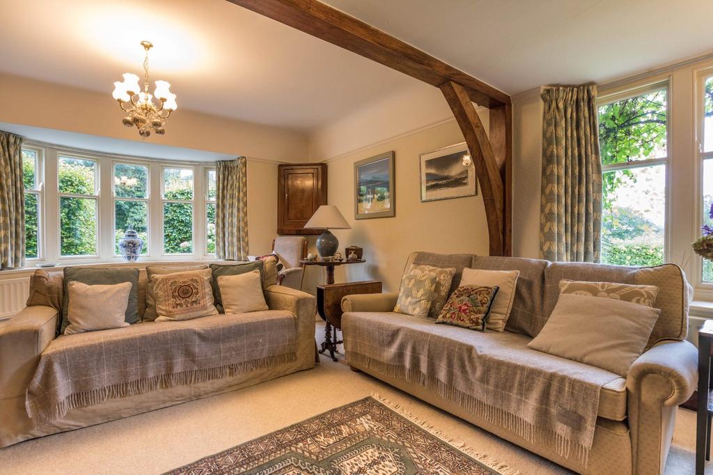 20 Oxenholme Road, Kendal 4 bed detached house £700,000