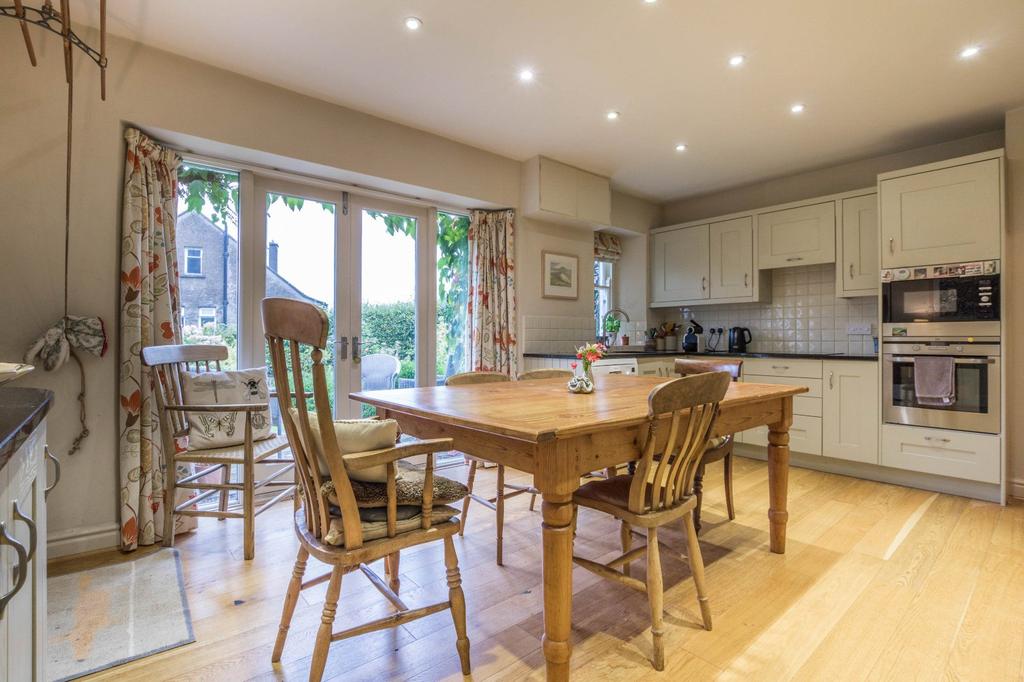 Breakfast kitchen