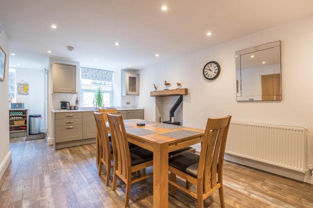 Kitchen, dining and living space